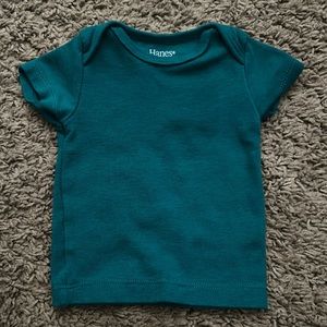 hanes t shirt